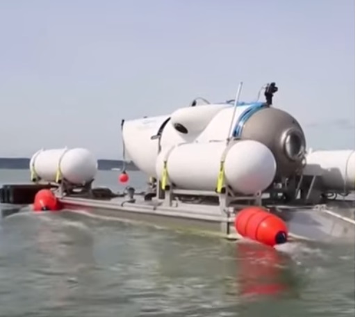 Momento-Sera  Sottomarino disperso: 40 ore di ossigeno